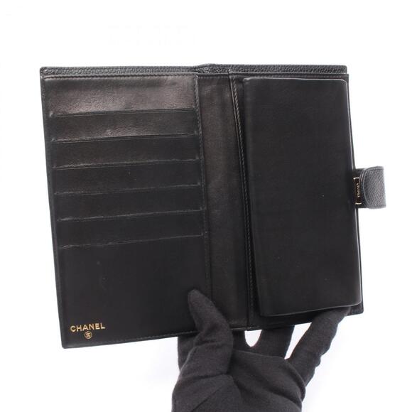 CHANEL Authentic Black Leather Logo Wallet - Picture 3 of 8